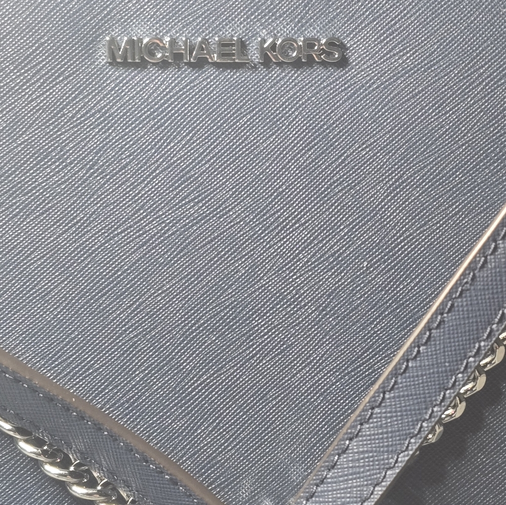 Michael Kors Navy Blue Crossbody Bag - Picture 2 of 10